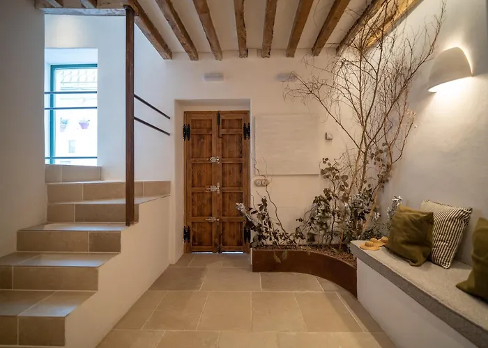 Mondejar 14 Coliving Centro 3* Estepona